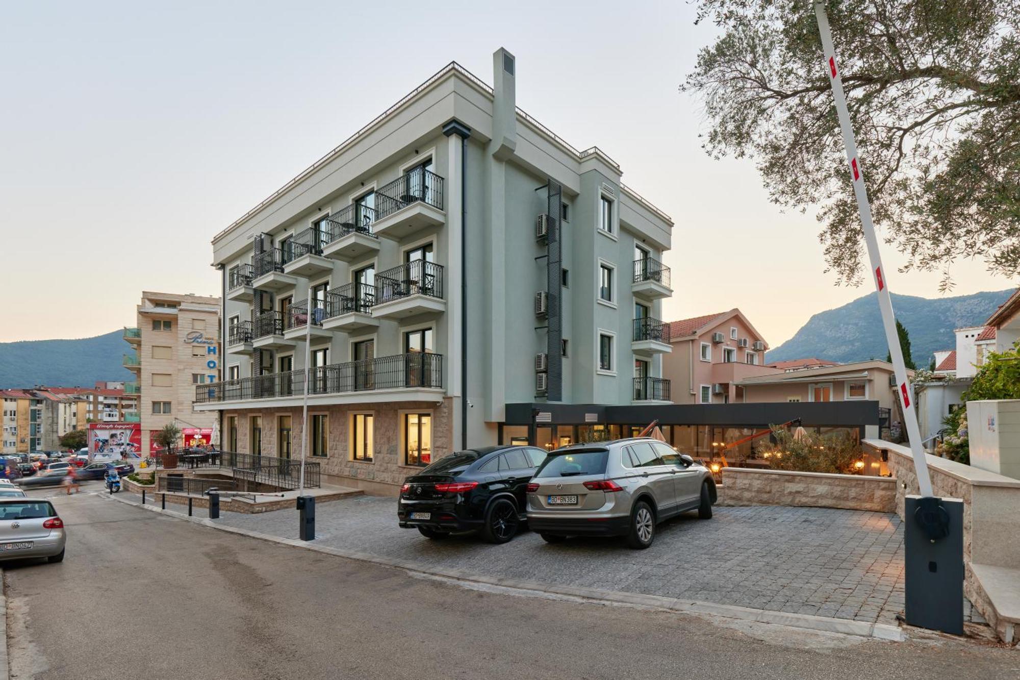 בודווה Hotel Diplomat By Aycon מראה חיצוני תמונה